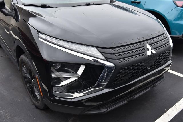Used 2022 Mitsubishi Eclipse Cross LE image 3
