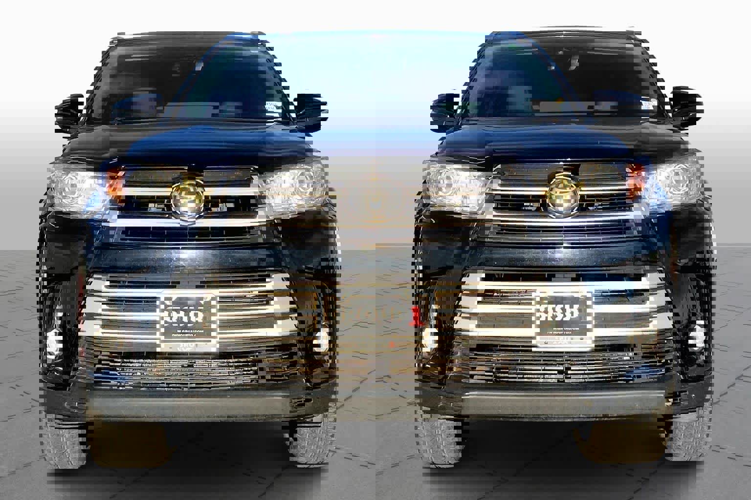 Used 2019 Toyota Highlander XLE image 4