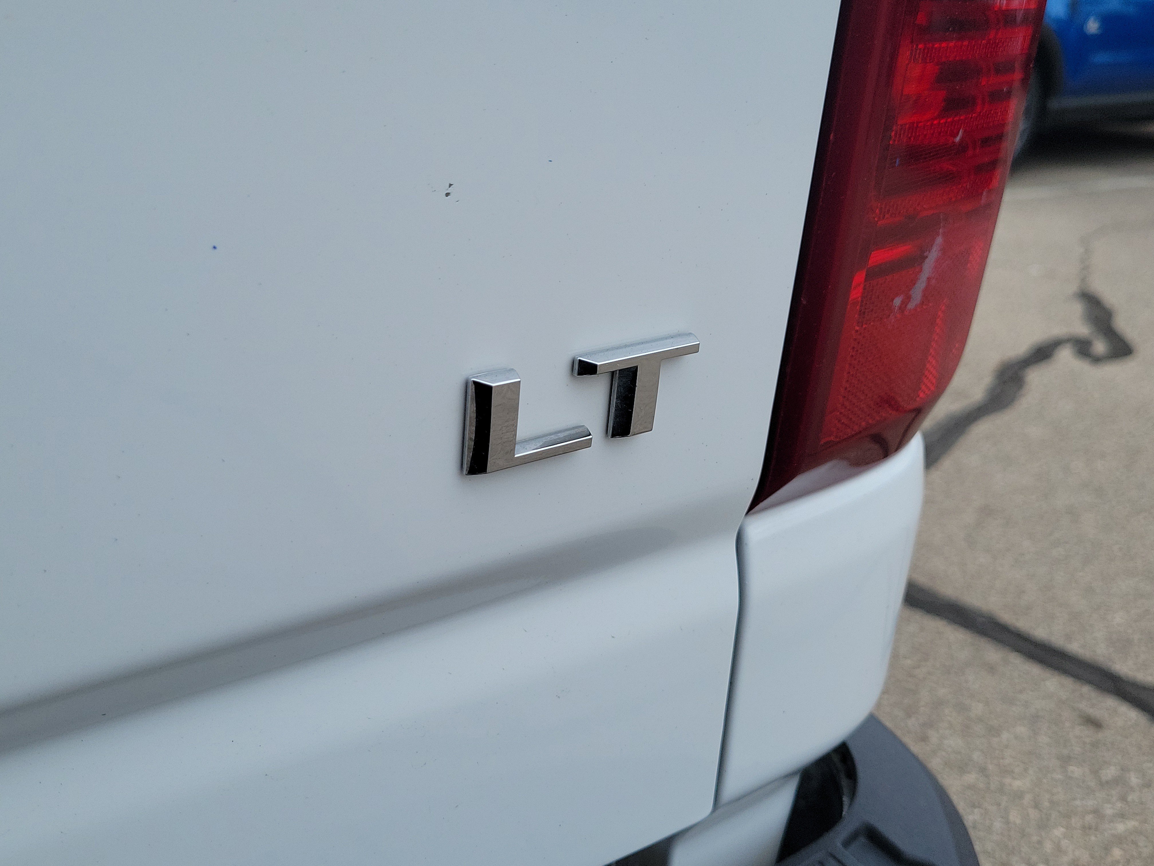 Used 2024 Chevrolet Silverado 2500 LT image 7