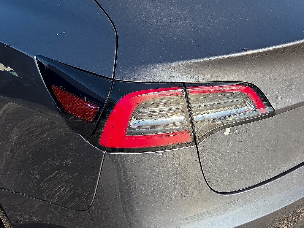 Used 2023 Tesla Model 3 Standard Range RWD image 9