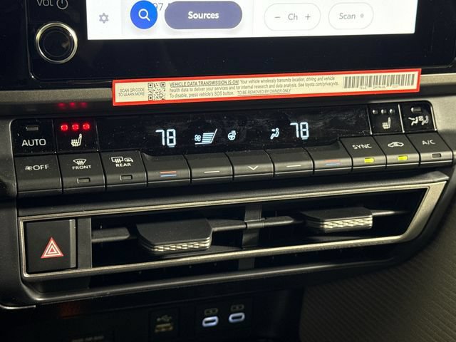 New 2026 Toyota Camry Hybrid FWD image 27