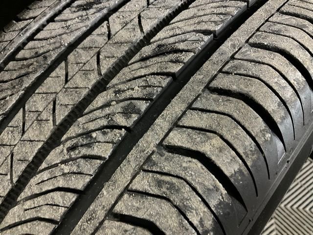 Used 2023 Buick Envision Essence w/ Sport Touring Package image 40