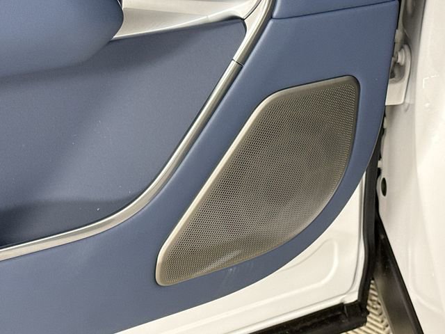 New 2026 Land Rover Range Rover SV image 21