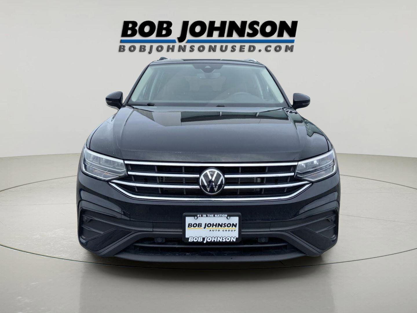Used 2023 Volkswagen Tiguan SE image 8