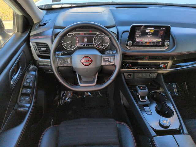 Used 2026 Nissan Rogue SV AWD/4WD image 15