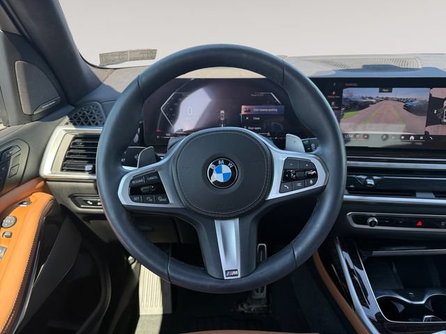 Certified 2026 BMW X7 xDrive40i w/ M Sport Package AWD/4WD image 12