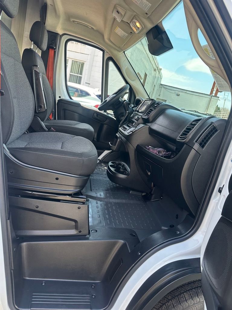 Used 2023 RAM ProMaster 3500 w/ Driver Convenience Group FWD image 29