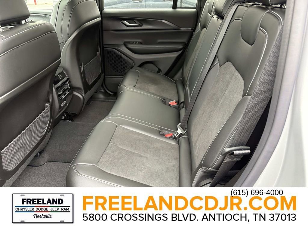 New 2025 Jeep Grand Cherokee Altitude w/ Trailer Tow Package image 14