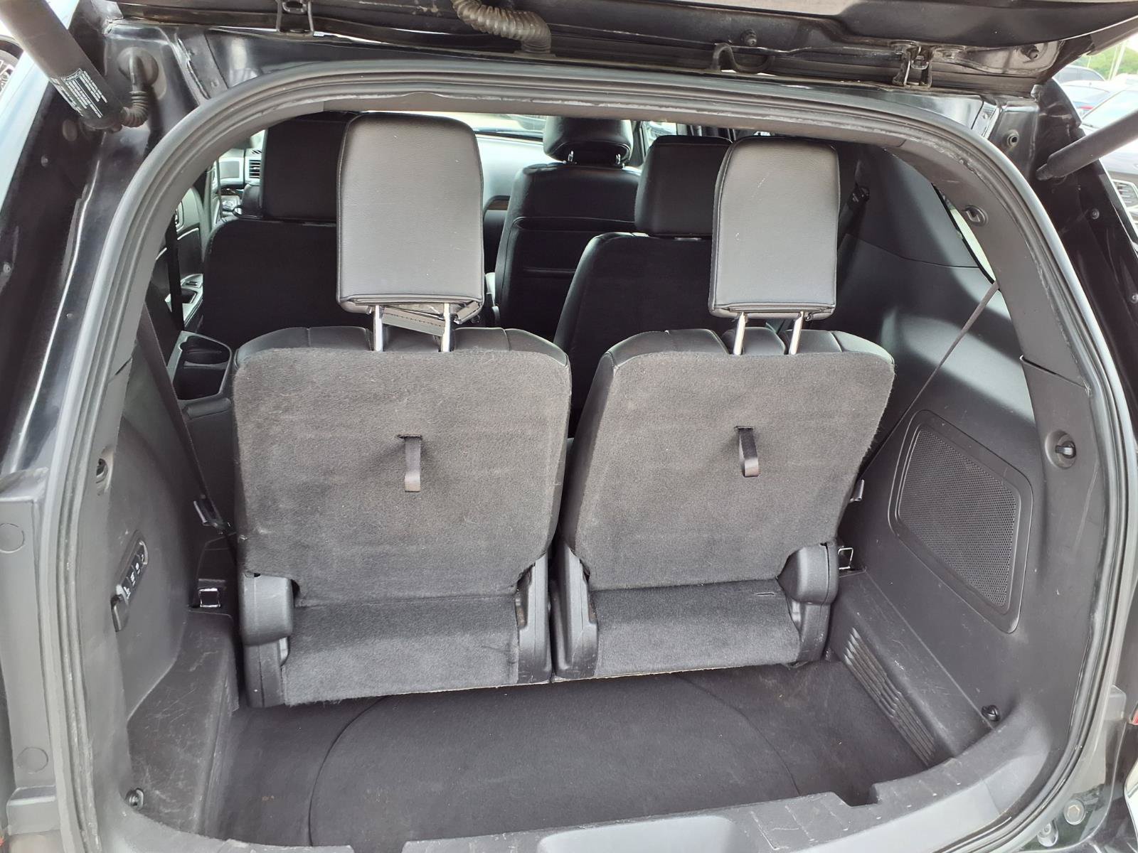 Used 2015 Ford Explorer Limited w/ Equipment Group 302A AWD/4WD image 28