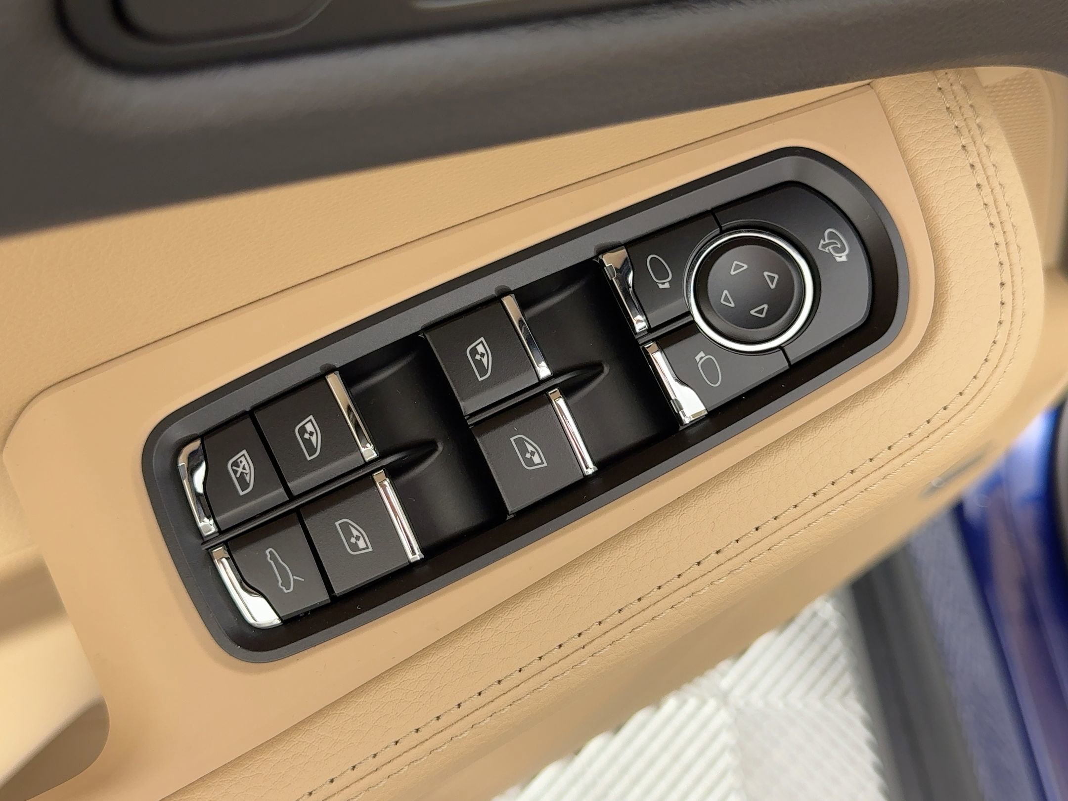 Used 2026 Porsche Macan S image 13