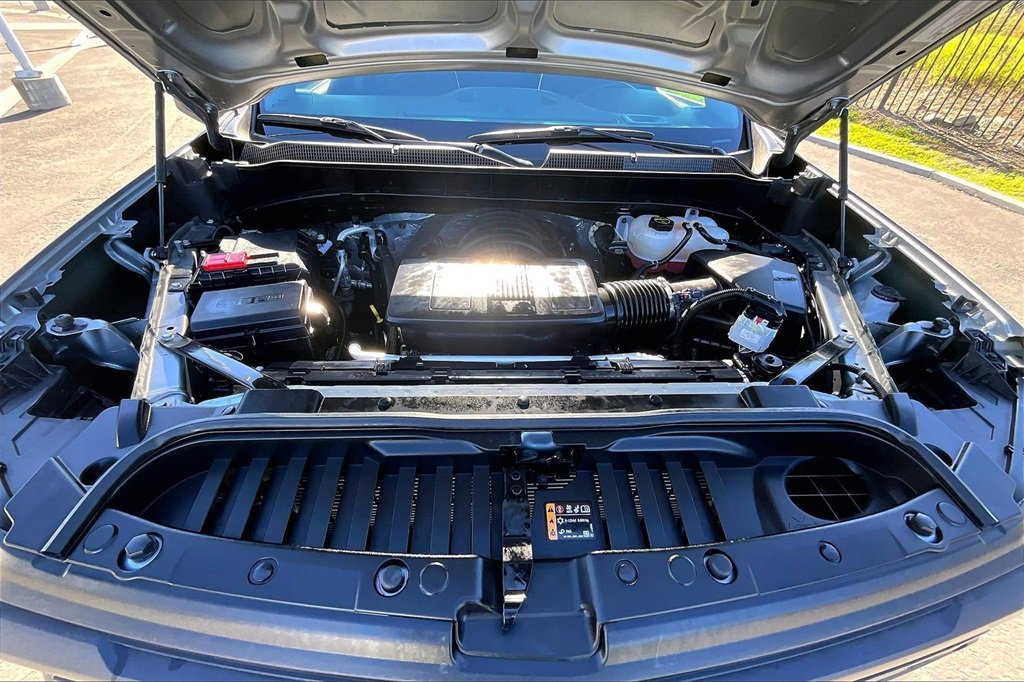 Used 2025 Chevrolet Silverado 1500 W/T w/ Trailering Package image 27