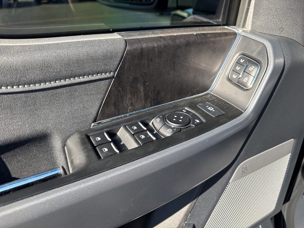 Used 2023 Ford F250 Lariat w/ Lariat Ultimate Package image 13