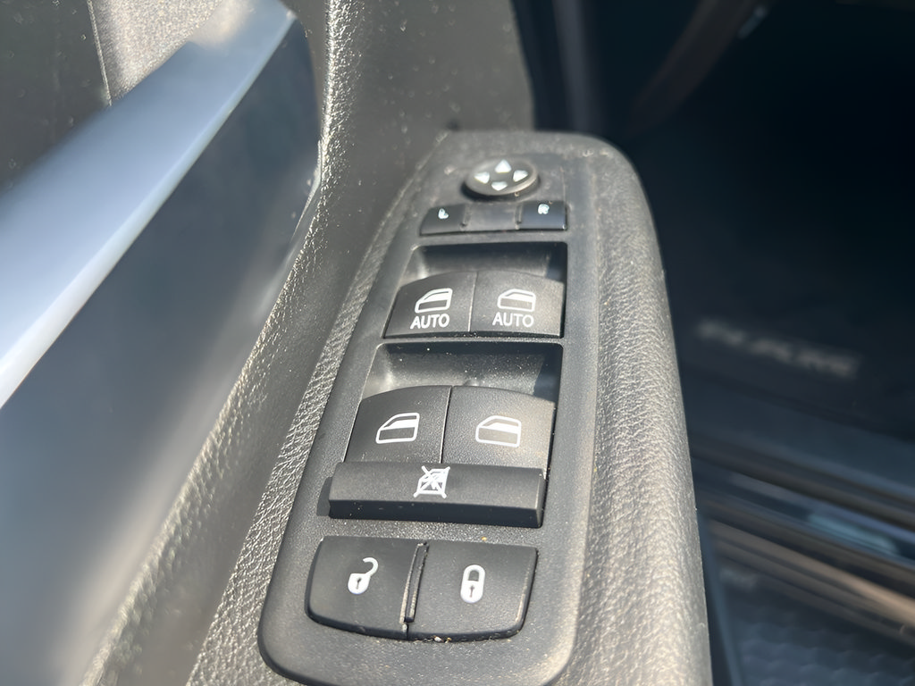 Used 2019 RAM 1500 Big Horn AWD/4WD image 14