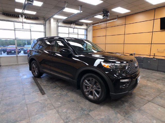 Used 2023 Ford Explorer XLT w/ Equipment Group 202A AWD/4WD 360° Tour