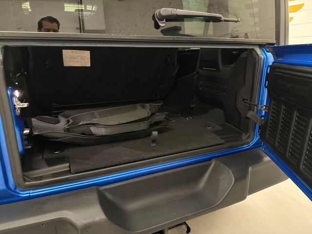 Used 2021 Jeep Wrangler Sport AWD/4WD image 23