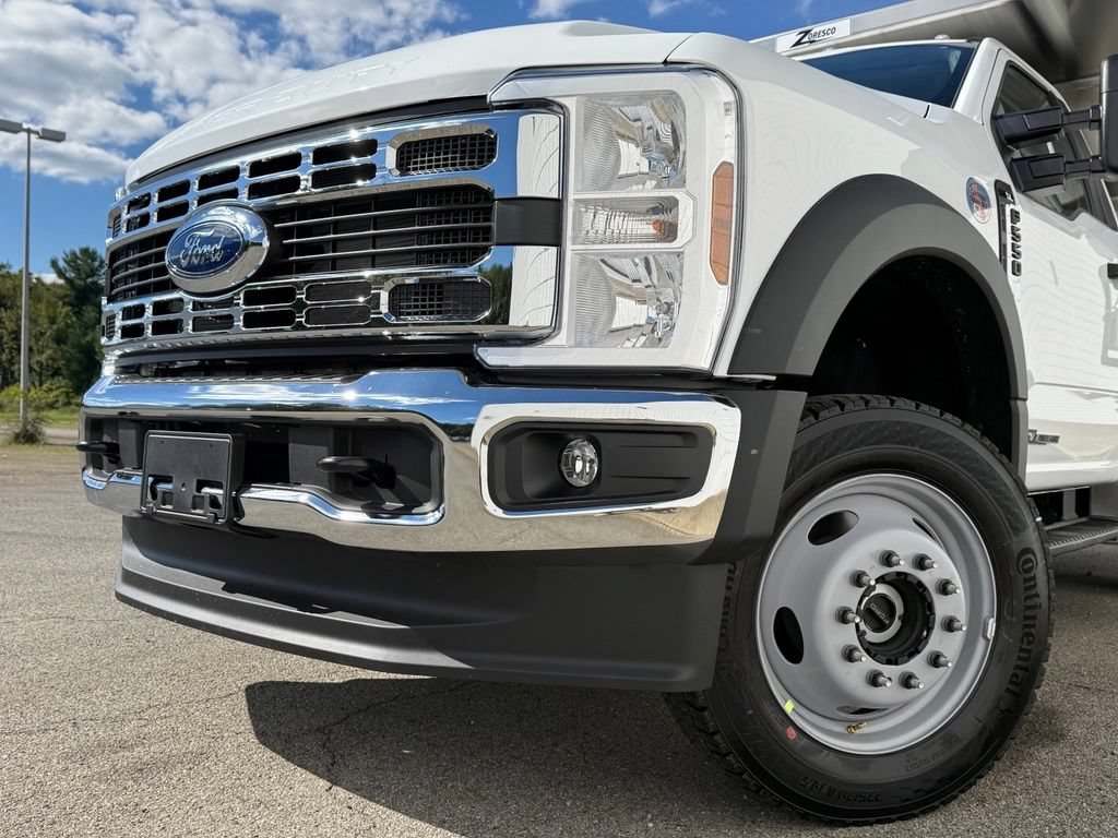New 2026 Ford F550 4x4 Regular Cab Super Duty image 31