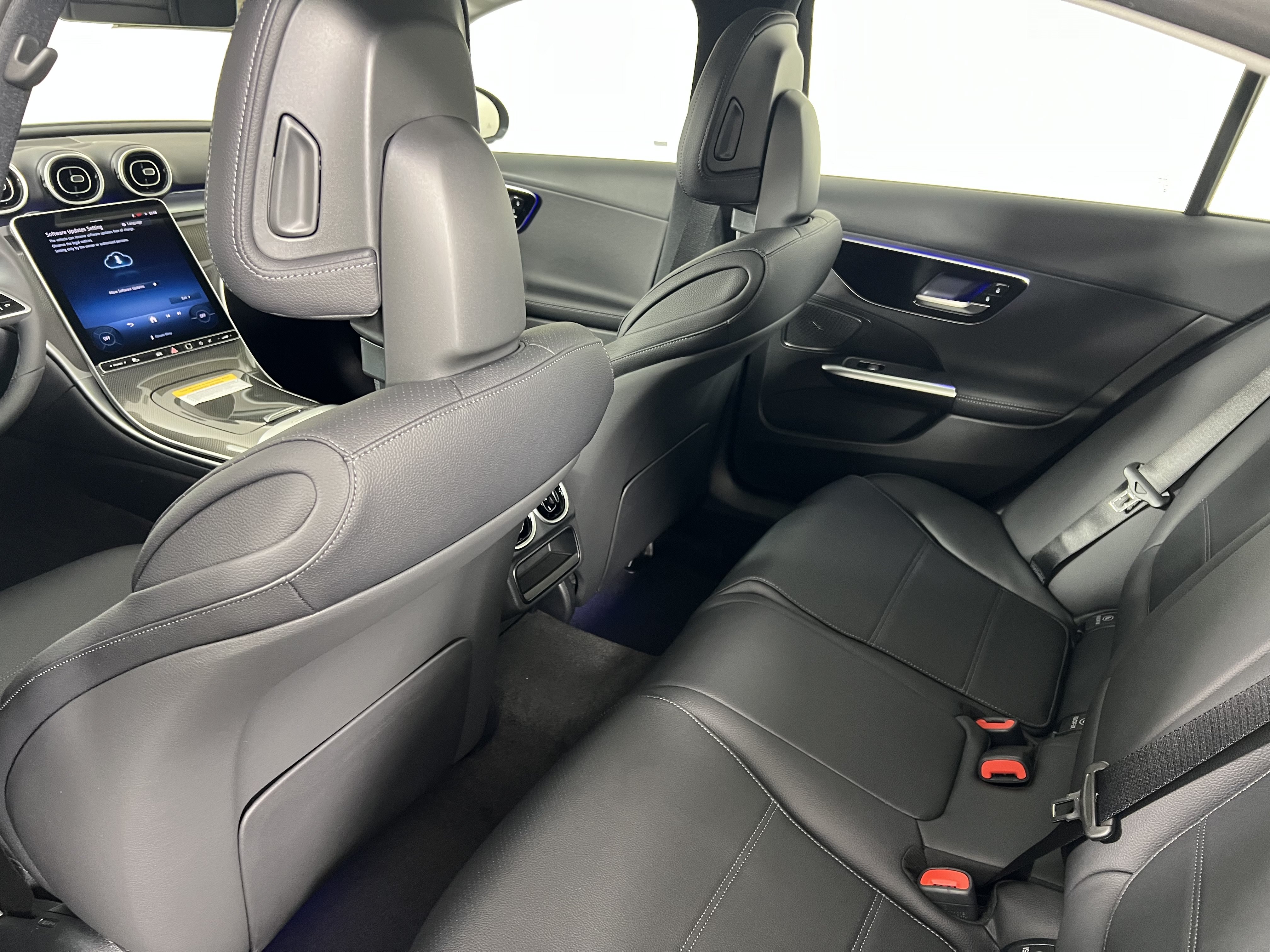 Used 2026 Mercedes-Benz C 300 4MATIC Sedan image 22