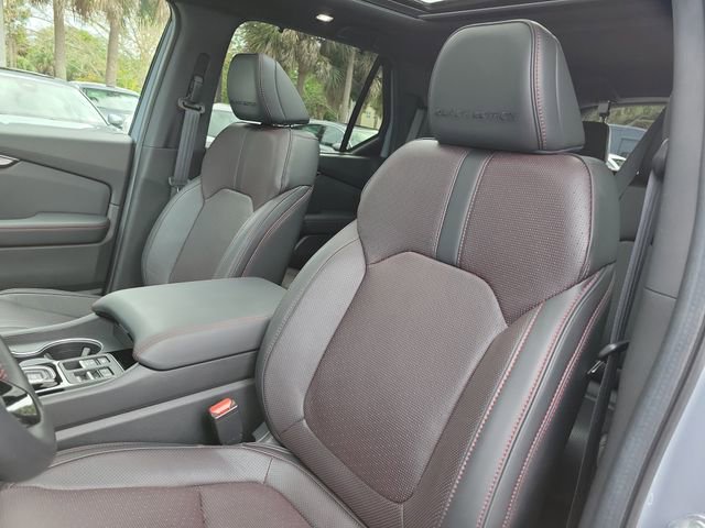 Certified 2025 Honda Pilot Black Edition image 19
