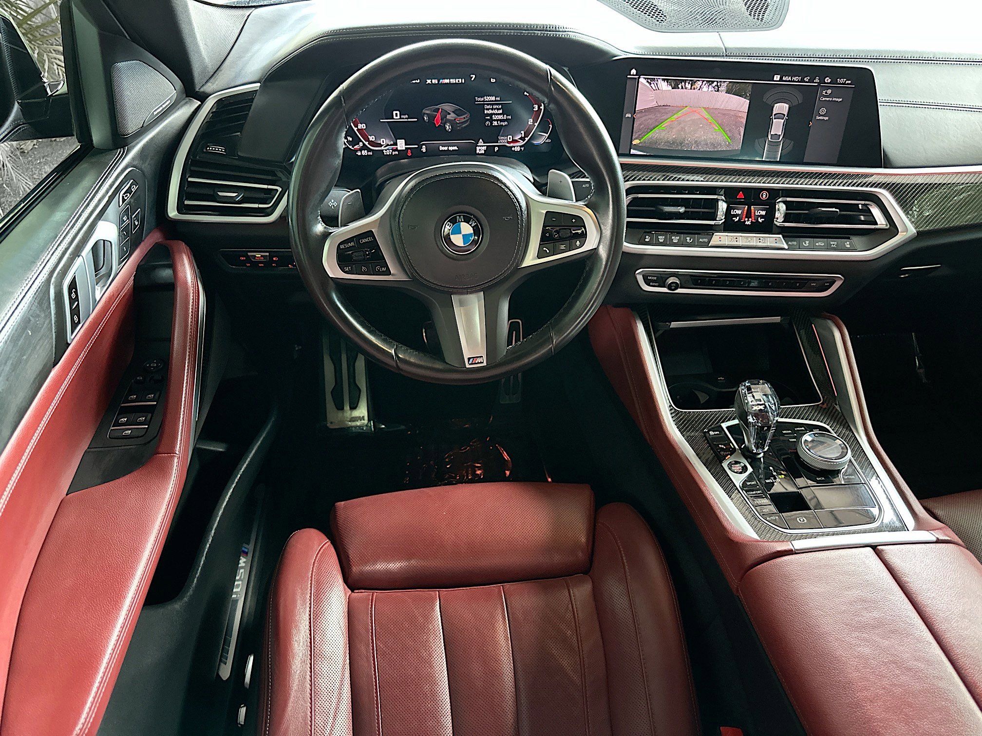 Used 2022 BMW X6 M50i w/ Premium Package image 24