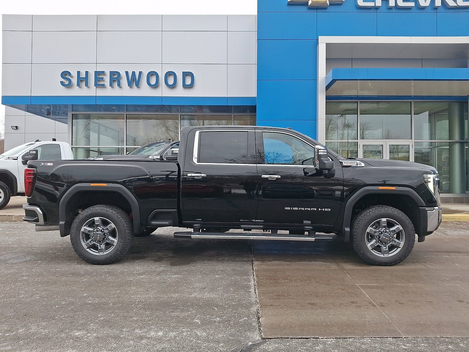 New 2026 GMC Sierra 2500 SLT w/ SLT Premium Package image 7