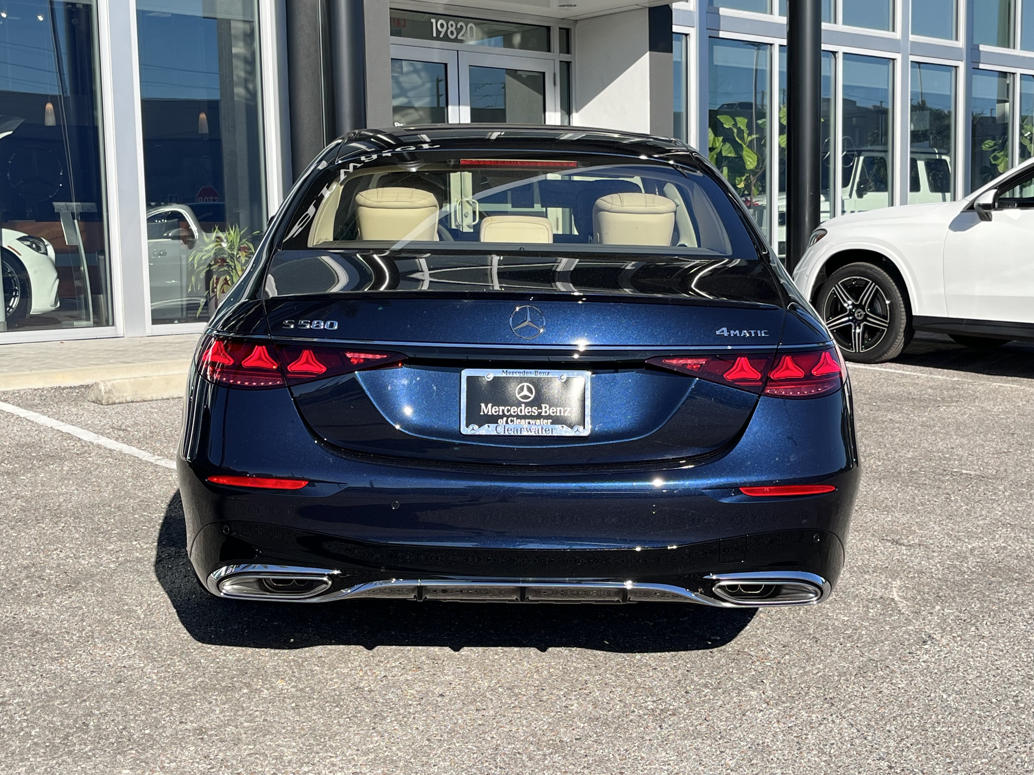 New 2027 Mercedes-Benz S 580 4MATIC Sedan image 4