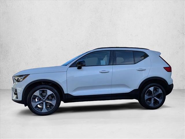 Certified 2026 Volvo XC40 B5 Plus w/ Protection Package Premier image 8