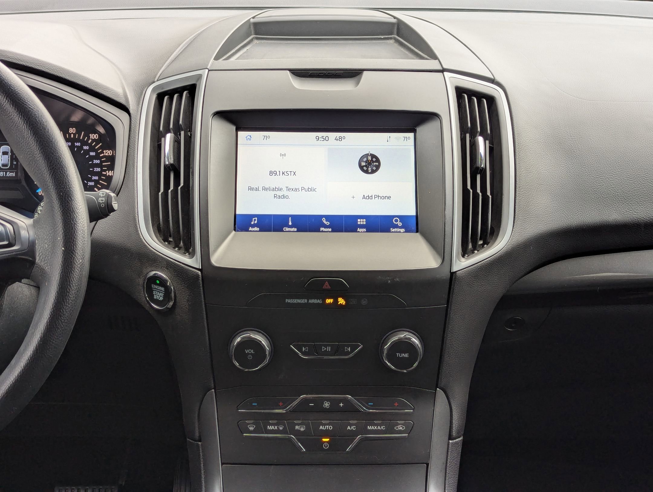 Used 2020 Ford Edge SE image 15