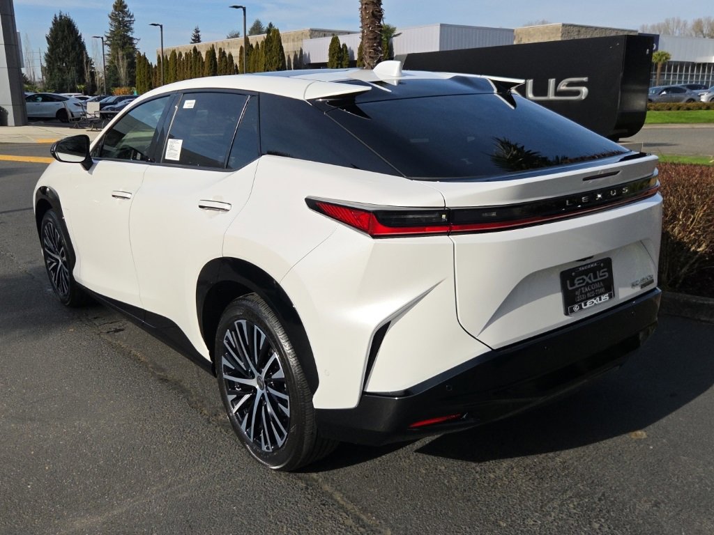 New 2026 Lexus RZ 450e AWD image 3