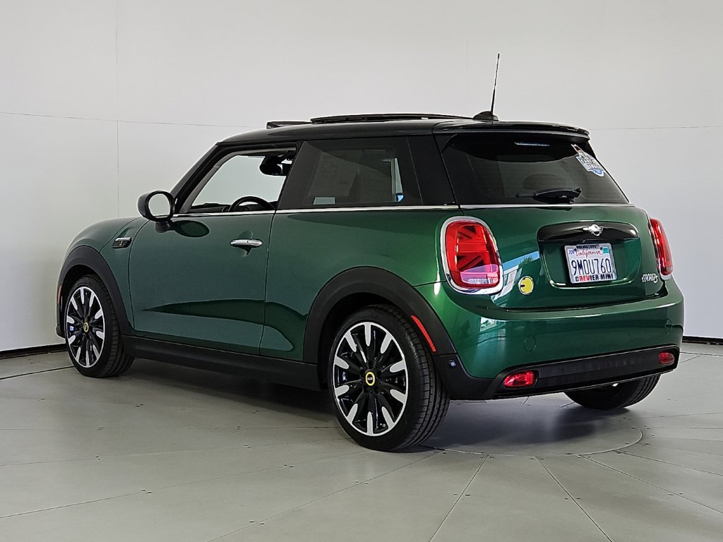 Certified 2024 MINI Cooper SE FWD image 9