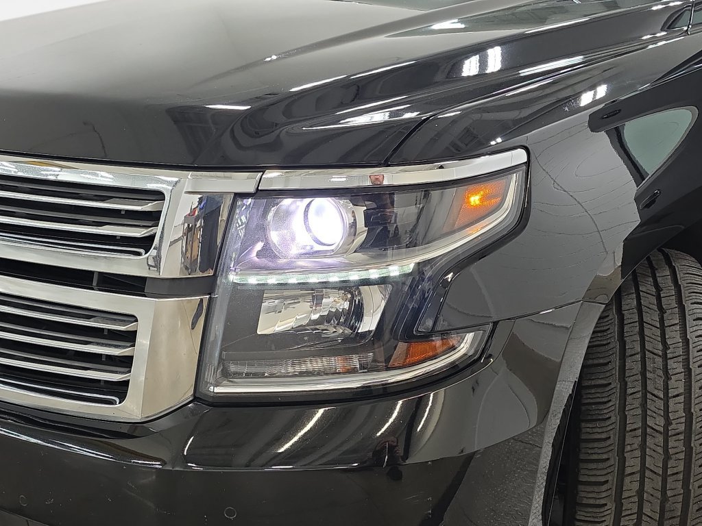 Used 2020 Chevrolet Tahoe Premier w/ Premier 6.2L Value Package AWD/4WD image 31