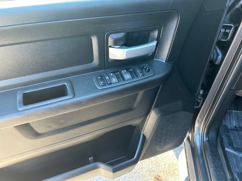 Used 2019 RAM 2500 Tradesman AWD/4WD image 15