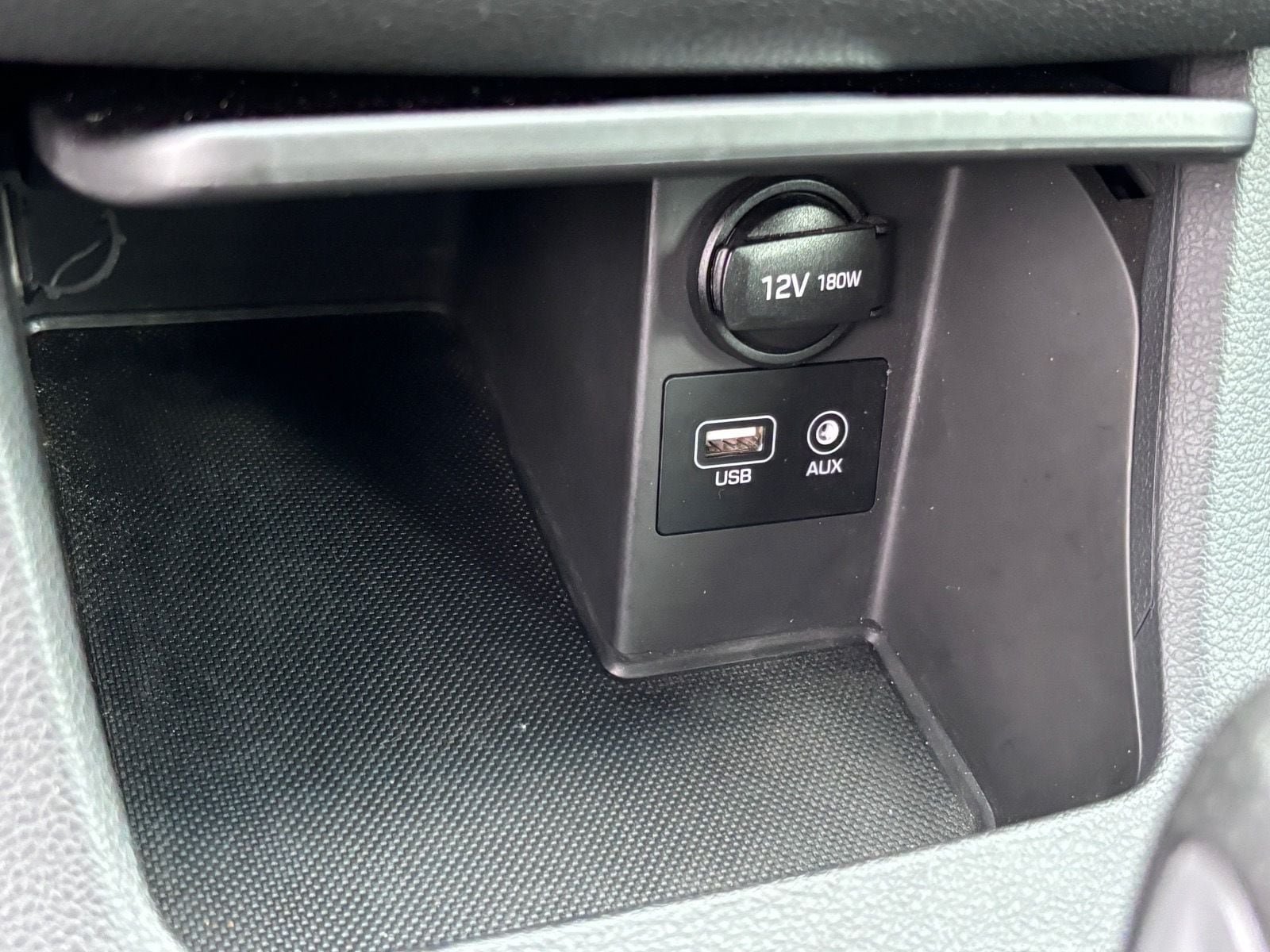 Used 2020 Hyundai Elantra GT N Line FWD image 31