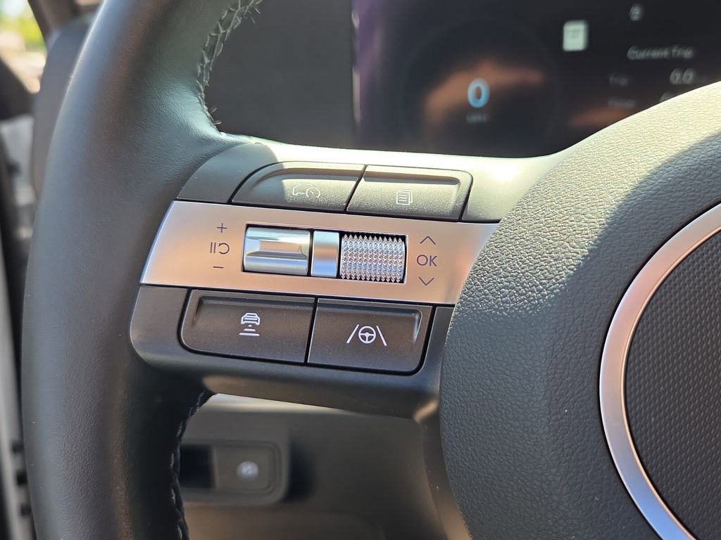 Used 2024 Hyundai Kona Limited image 26