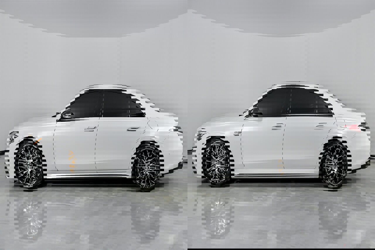 Used 2024 Mercedes-Benz S 63 AMG S image 8