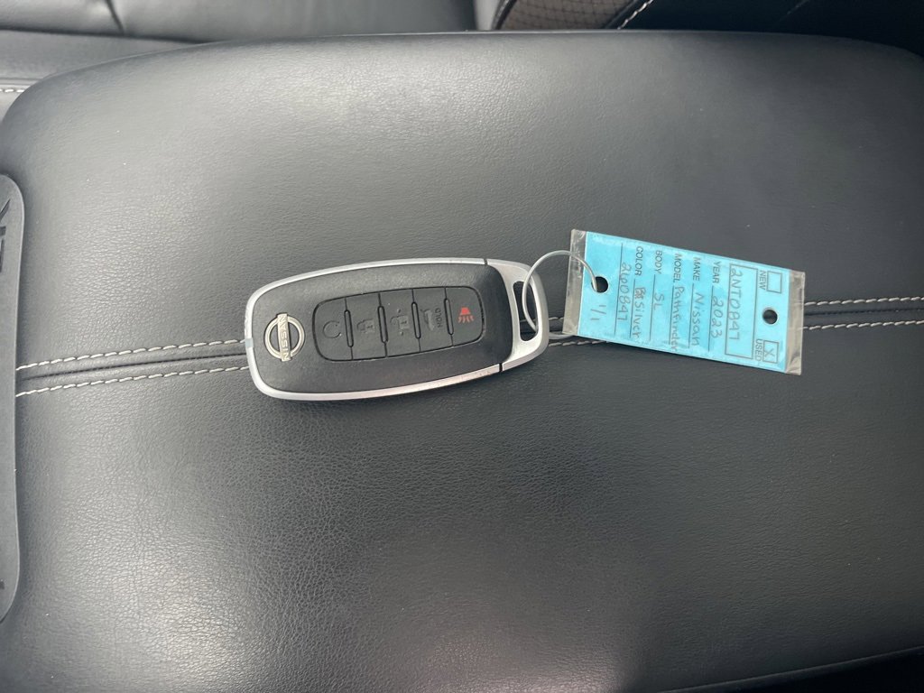 Used 2023 Nissan Pathfinder SL w/ SL Premium Package image 40