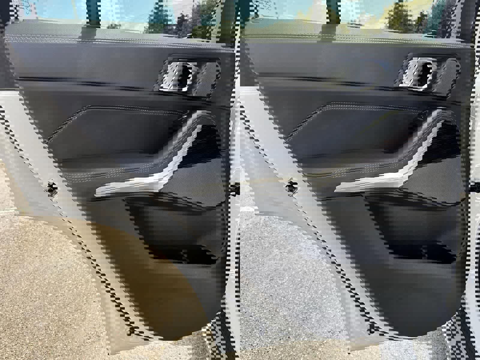 Used 2024 BMW X5 xDrive50e image 26