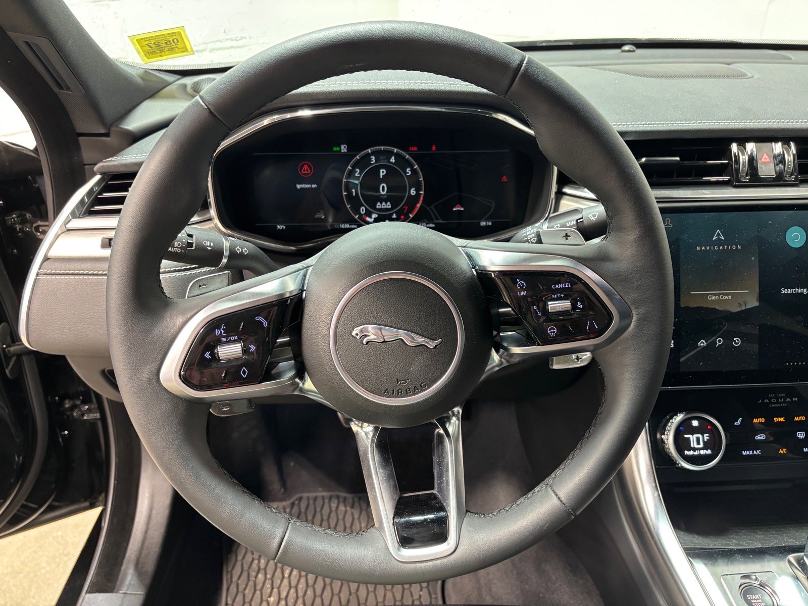 Used 2024 Jaguar XF R-Dynamic SE AWD/4WD image 17