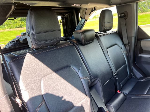 Used 2023 Ford Bronco Badlands w/ Sasquatch Package AWD/4WD image 33
