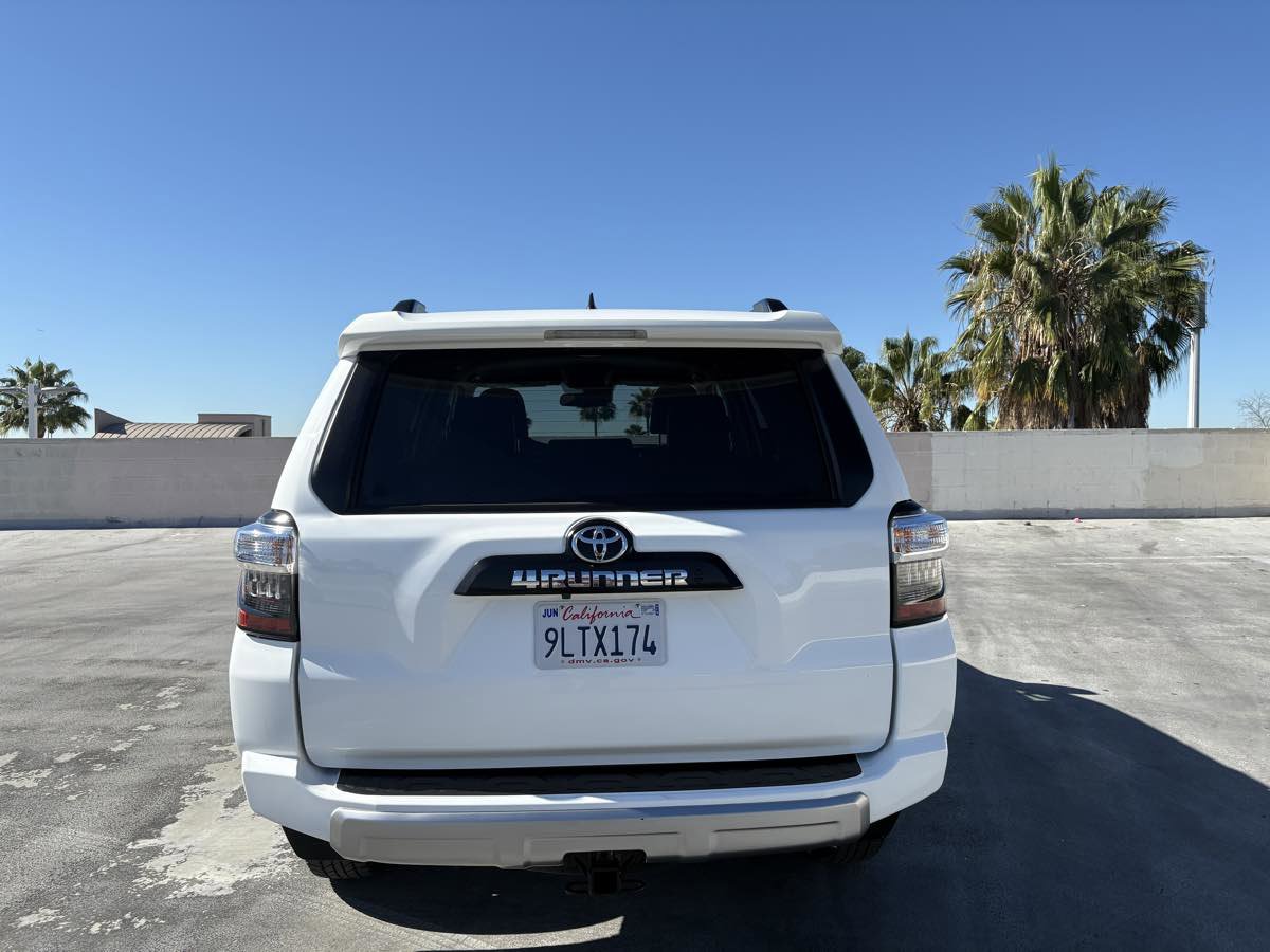 Used 2024 Toyota 4Runner TRD Off-Road Premium image 15