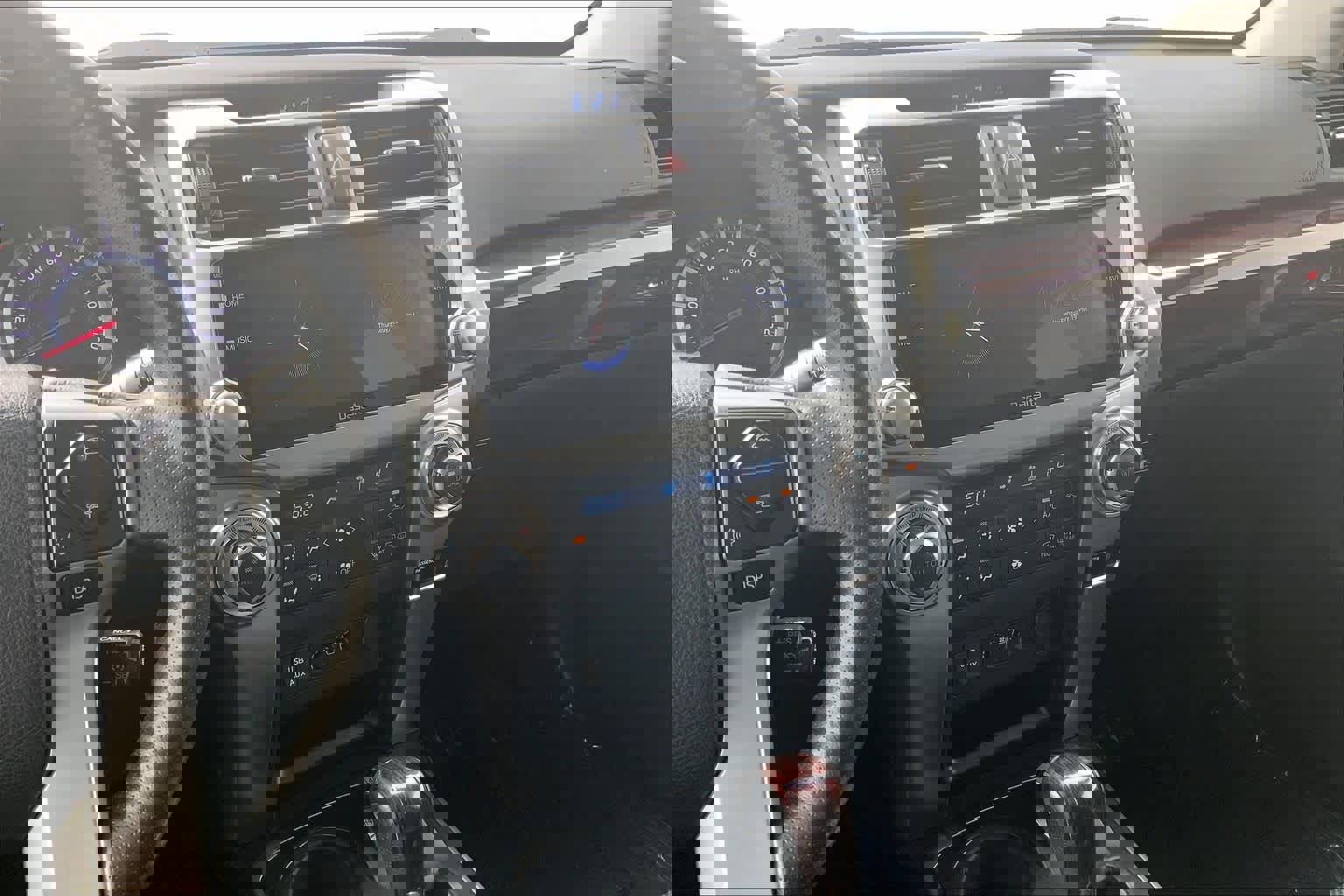 Used 2018 Toyota 4Runner Limited image 16