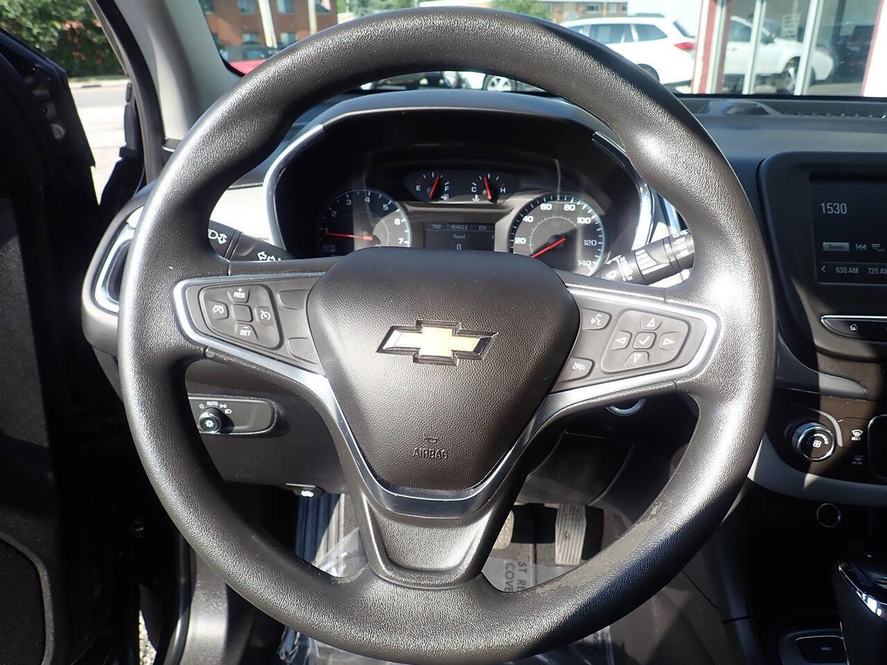 Used 2018 Chevrolet Equinox LS image 8