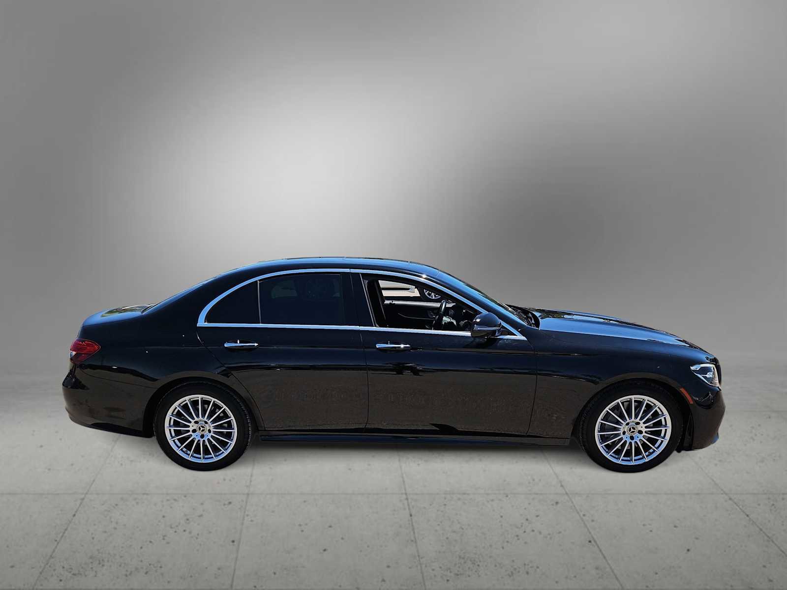 Used 2021 Mercedes-Benz E 350 Sedan image 9