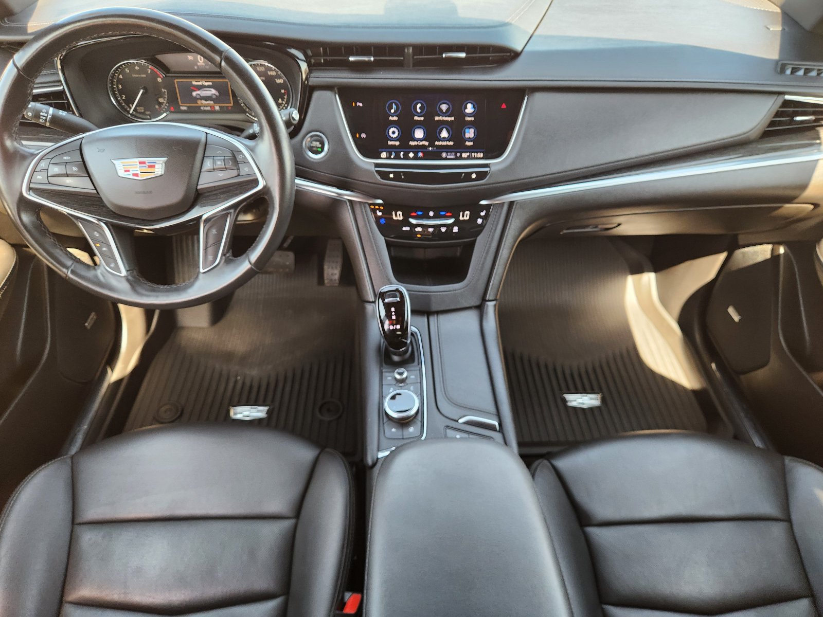 Used 2022 Cadillac XT5 Premium Luxury w/ LPO, Floor Liner Package AWD/4WD image 26