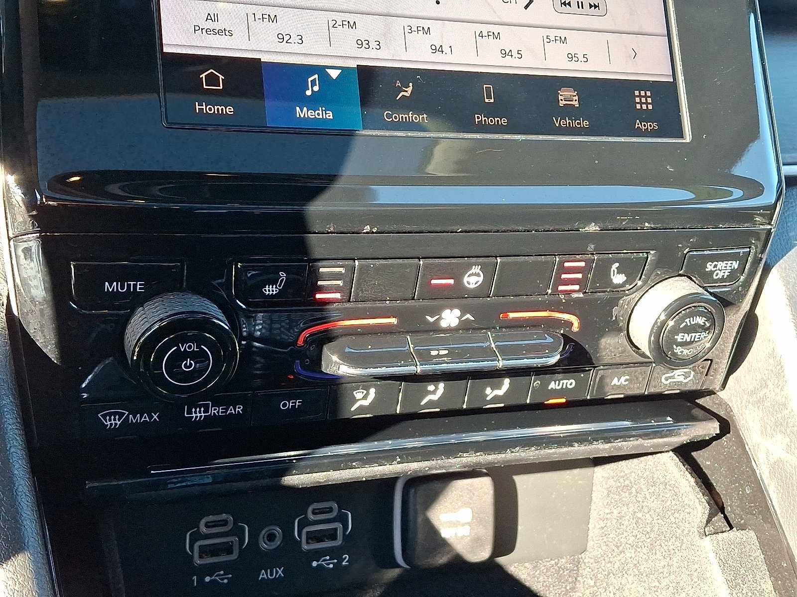 Used 2022 Jeep Grand Cherokee Limited image 16