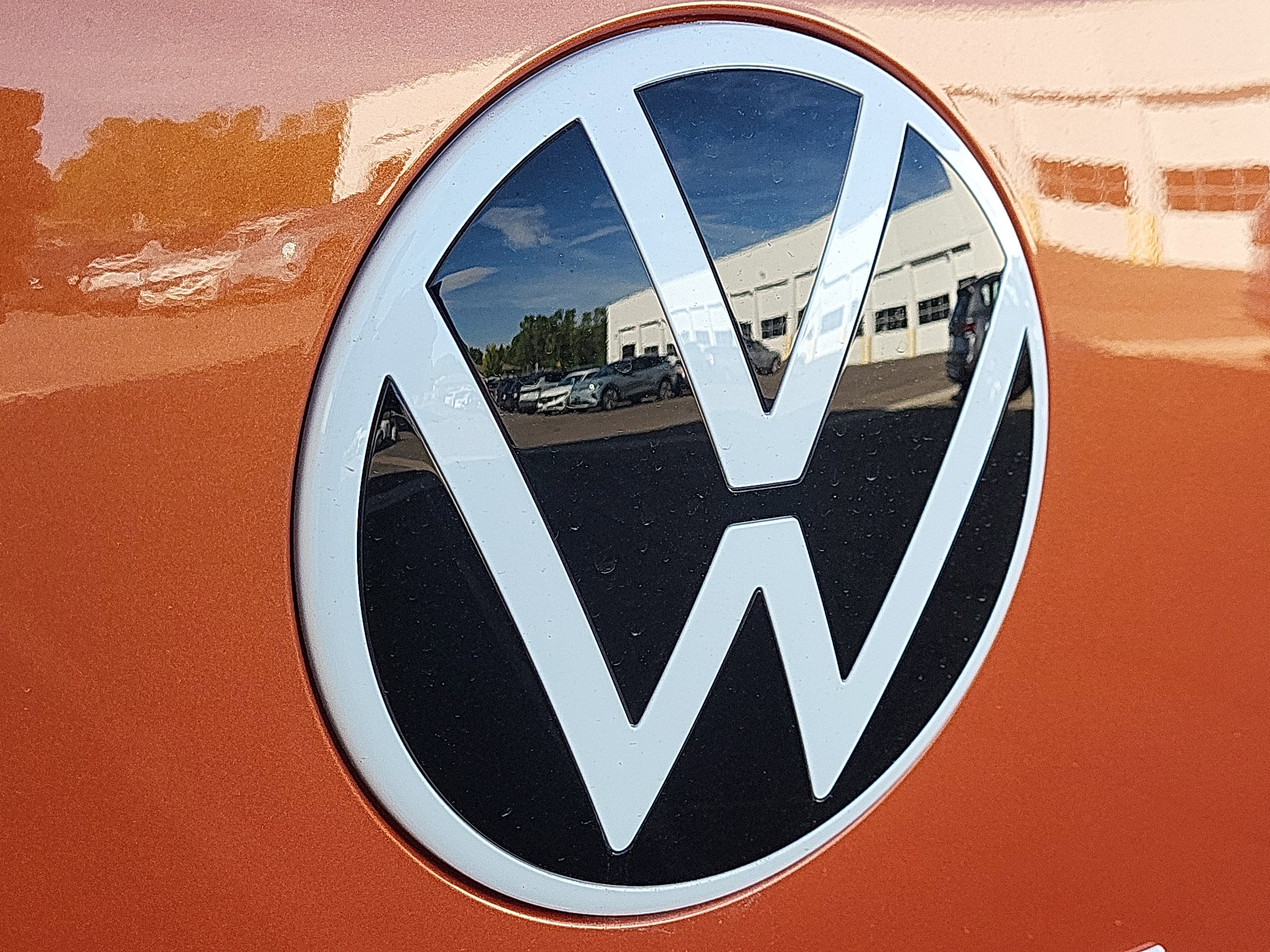 New 2025 Volkswagen ID. Buzz 1st Edition image 22