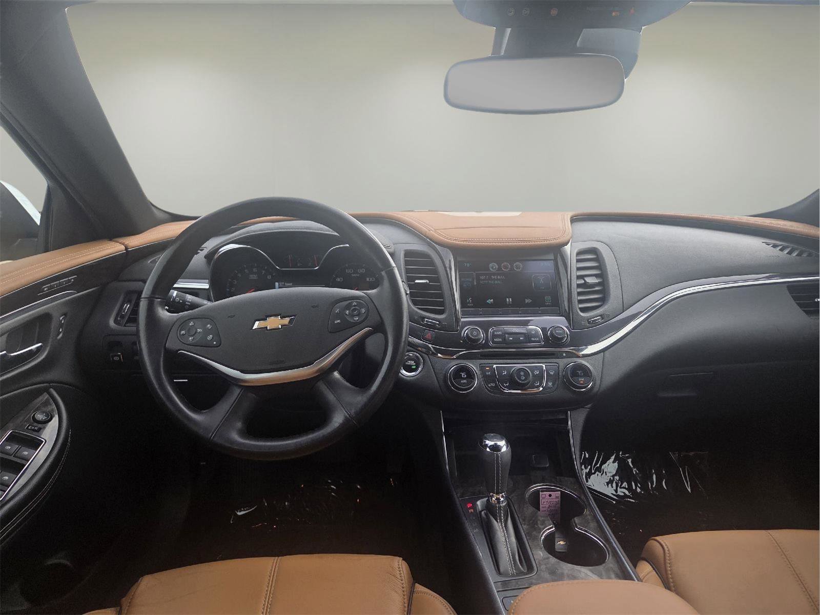 Used 2015 Chevrolet Impala LTZ image 2