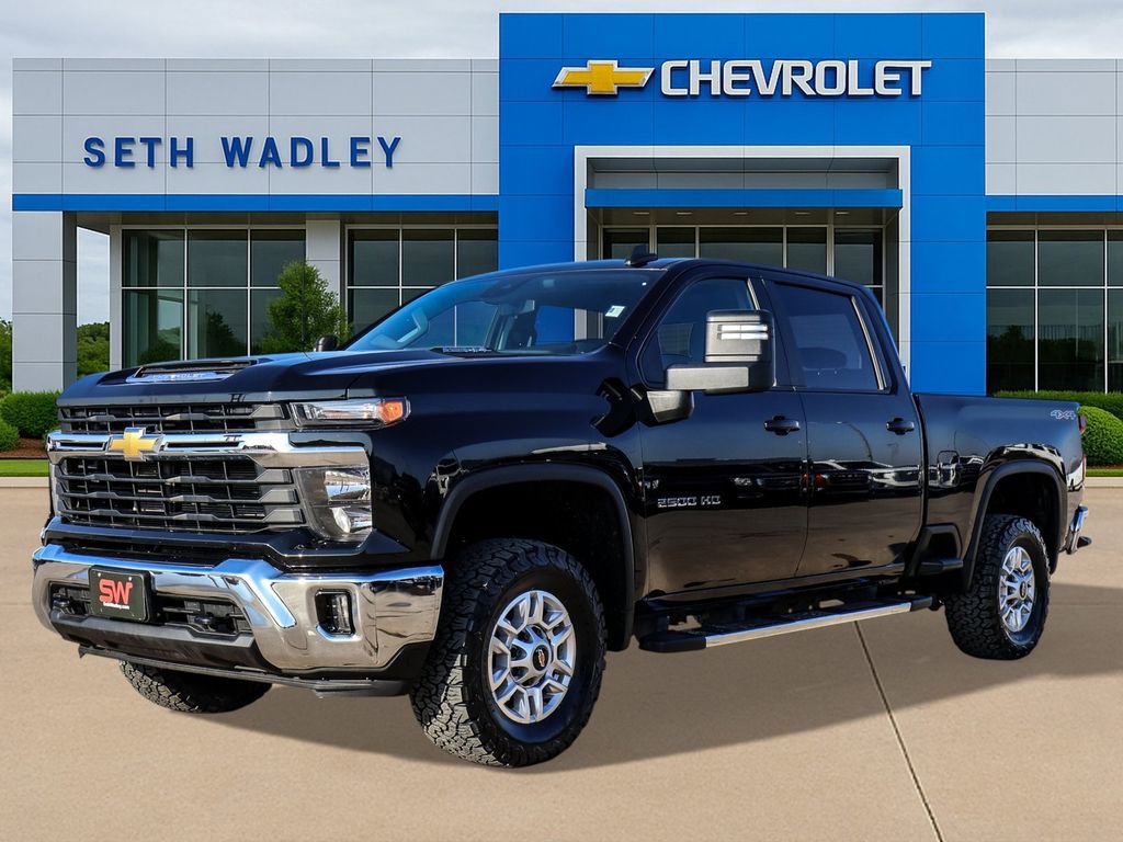 Used 2025 Chevrolet Silverado 2500 LT w/ Convenience Package image 3