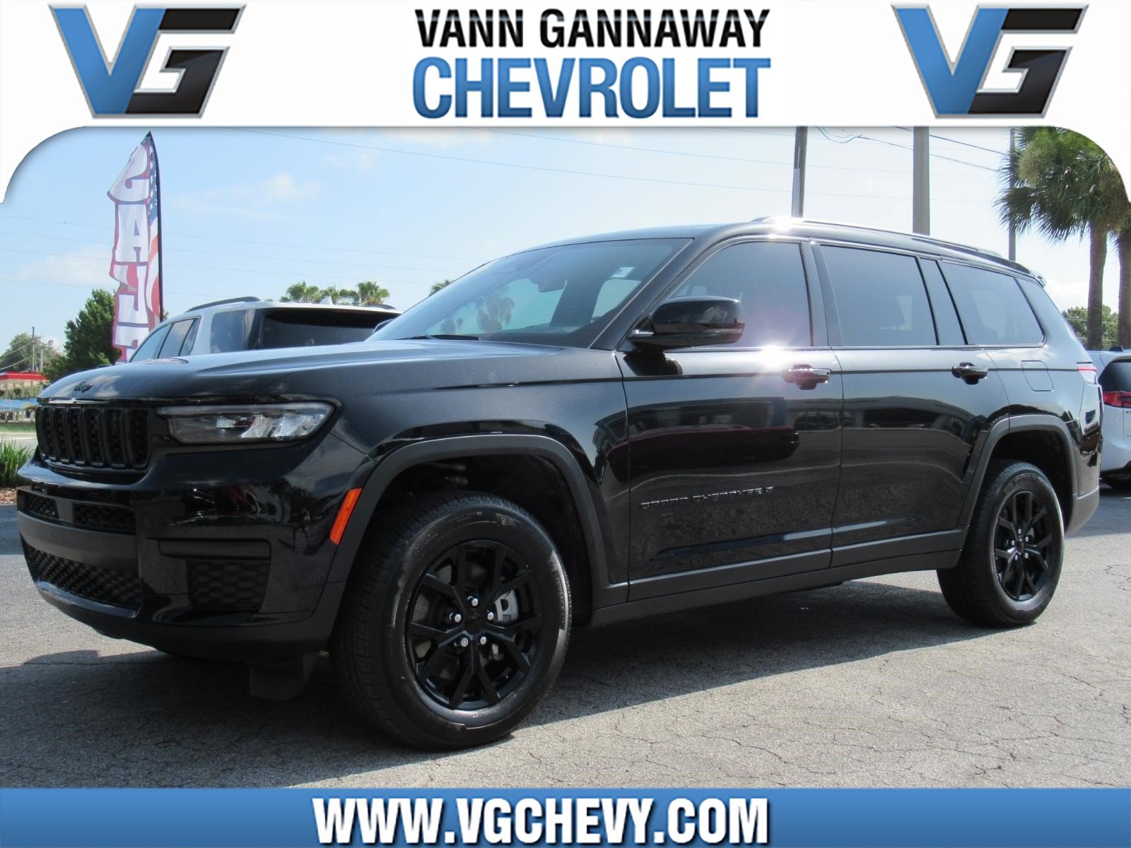Used 2025 Jeep Grand Cherokee L Laredo
