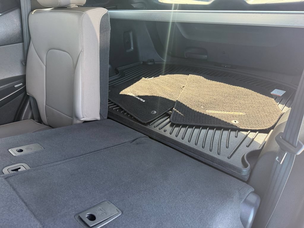 Used 2018 Hyundai Santa Fe Sport w/ 2.0T Ultimate Tech Package 05 FWD image 15
