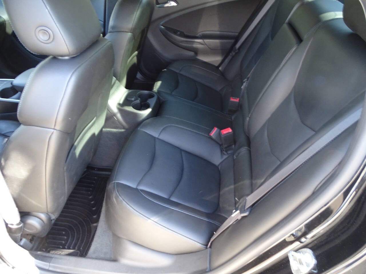 Used 2017 Chevrolet Volt LT image 27